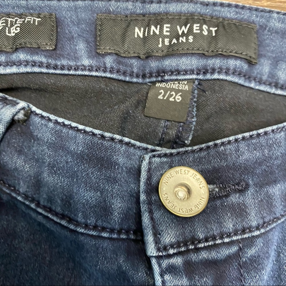 Nine West Dark Cigarette Fit Skinny Jeans Size 2 - Picture 3 of 9